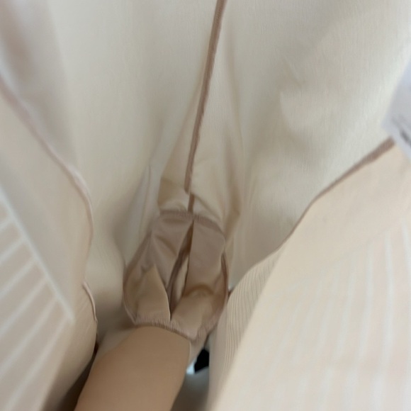 SPANX Women's Thinstincts 2.0 Open-Bust Mid-Thigh Bodysuit‎ size XL - Picture 6 of 10